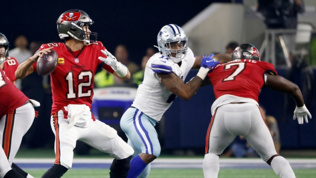 Ni Dallas Cowboys ni Arizona Cardinals escuchan a los aficionados